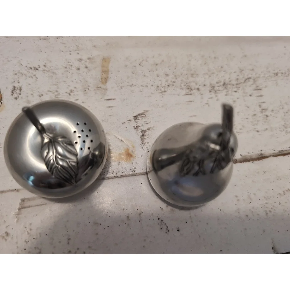 Kirk Steiff Pewter Salt & Pepper Shakers Apple Pear Silvertone